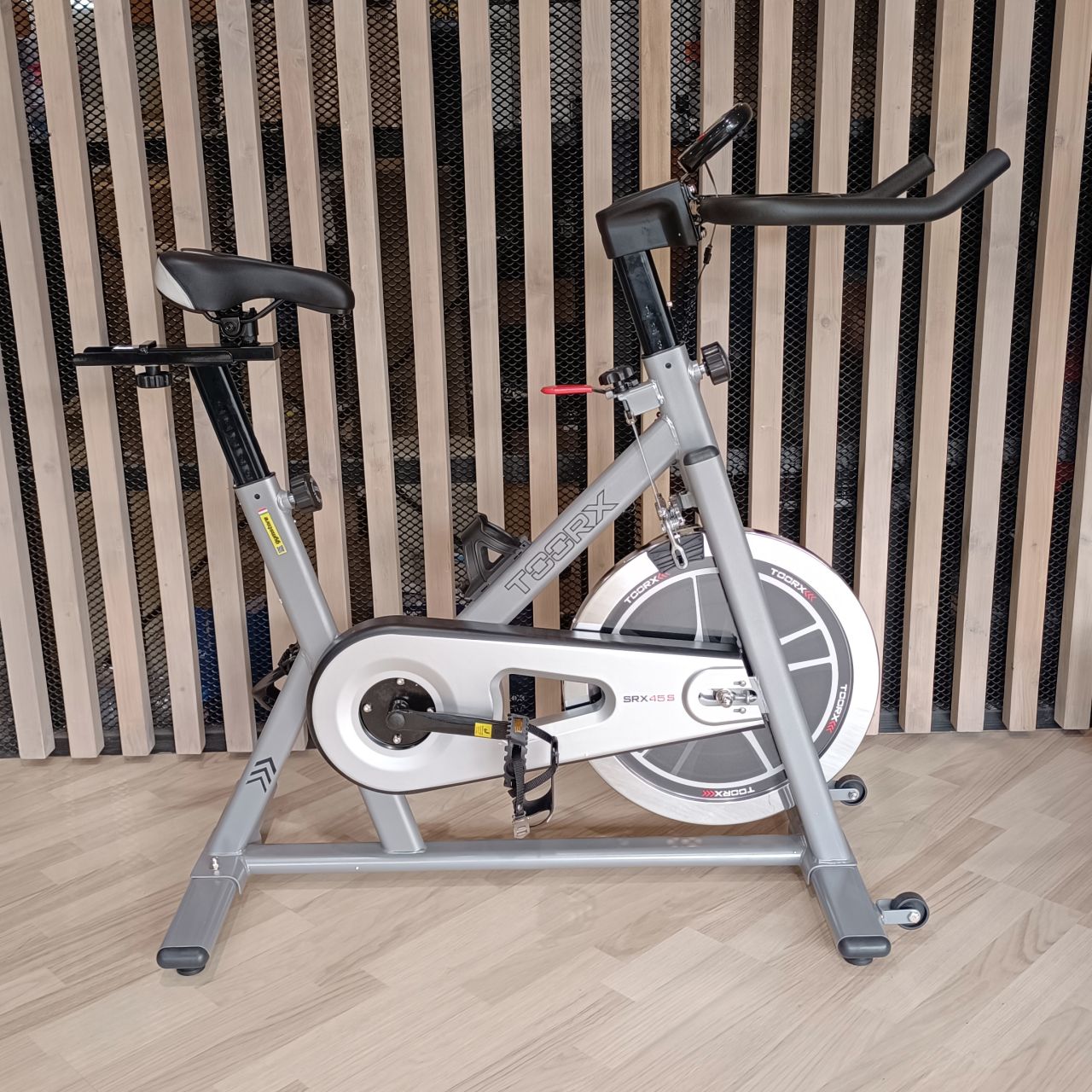TOORX FITNESS - SRX-45 S SPIN BIKE - BELTÉRI SPINNING KERÉKPÁR - BEMUTATÓTERMI MODELL TOORX FITNESS - SRX-45 S SPIN BIKE - BELTÉRI SPINNING KERÉKPÁR - BEMUTATÓTERMI MODELL