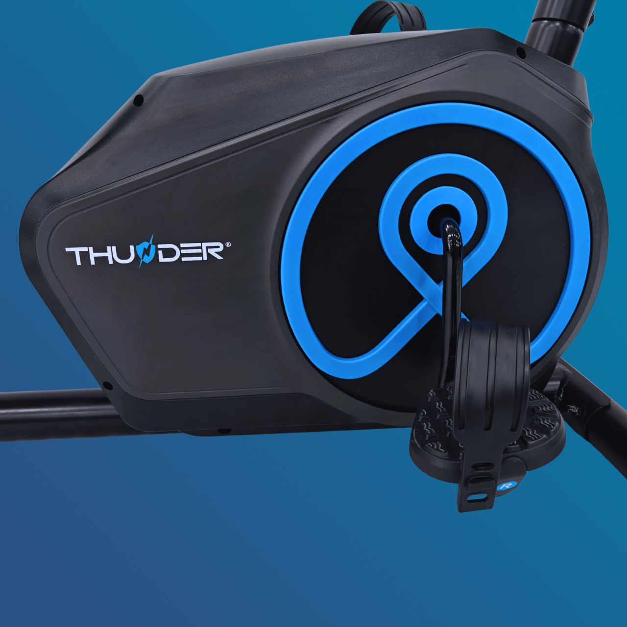 THUNDER - JET - HÁTTÁMLÁS FEKVŐ SZOBAKERÉKPÁR 16 FOKOZATÚ MÁGNESFÉKES ELLENÁLLÁSSAL, ERGONOMIKUS KOMFORTÜLÉSSEL THUNDER - JET - HÁTTÁMLÁS FEKVŐ SZOBAKERÉKPÁR 16 FOKOZATÚ MÁGNESFÉKES ELLENÁLLÁSSAL, ERGONOMIKUS KOMFORTÜLÉSSEL