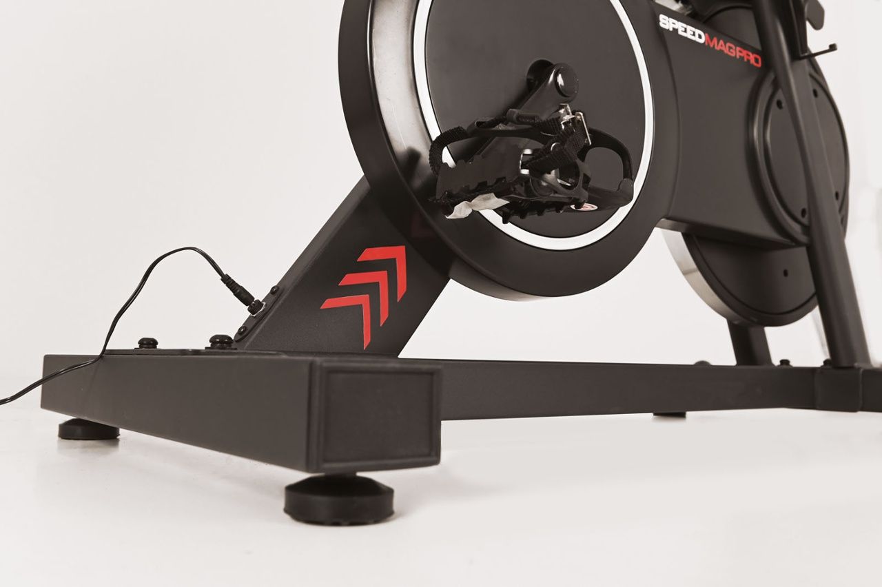 TOORX FITNESS - SRX SPEED MAG PRO - FÉLPROFESSZIONÁLIS SPINNING KERÉKPÁR, 20 KG LENDKERÉK, 24 FOKOZATÚ ELLENÁLLÁS TOORX FITNESS - SRX SPEED MAG PRO - FÉLPROFESSZIONÁLIS SPINNING KERÉKPÁR, 20 KG LENDKERÉK, 24 FOKOZATÚ ELLENÁLLÁS