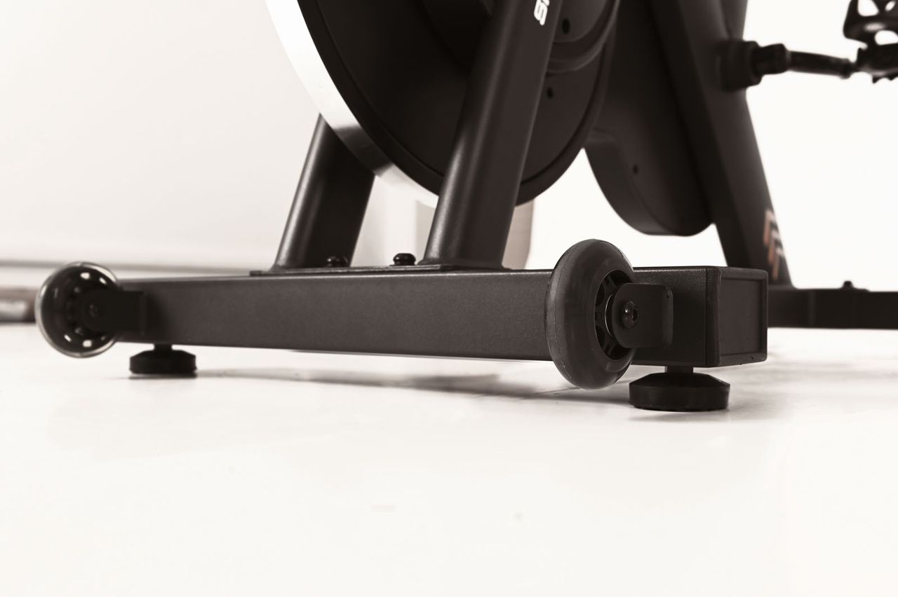 TOORX FITNESS - SRX SPEED MAG PRO - FÉLPROFESSZIONÁLIS SPINNING KERÉKPÁR, 20 KG LENDKERÉK, 24 FOKOZATÚ ELLENÁLLÁS TOORX FITNESS - SRX SPEED MAG PRO - FÉLPROFESSZIONÁLIS SPINNING KERÉKPÁR, 20 KG LENDKERÉK, 24 FOKOZATÚ ELLENÁLLÁS