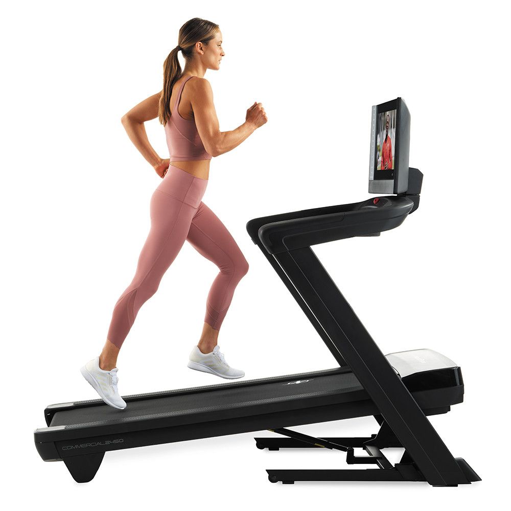 NORDIC TRACK - COMMERCIAL C2450 NEW FUTÓPAD - 135 KG TERHELHETŐSÉG NORDIC TRACK - COMMERCIAL C2450 NEW FUTÓPAD - 135 KG TERHELHETŐSÉG
