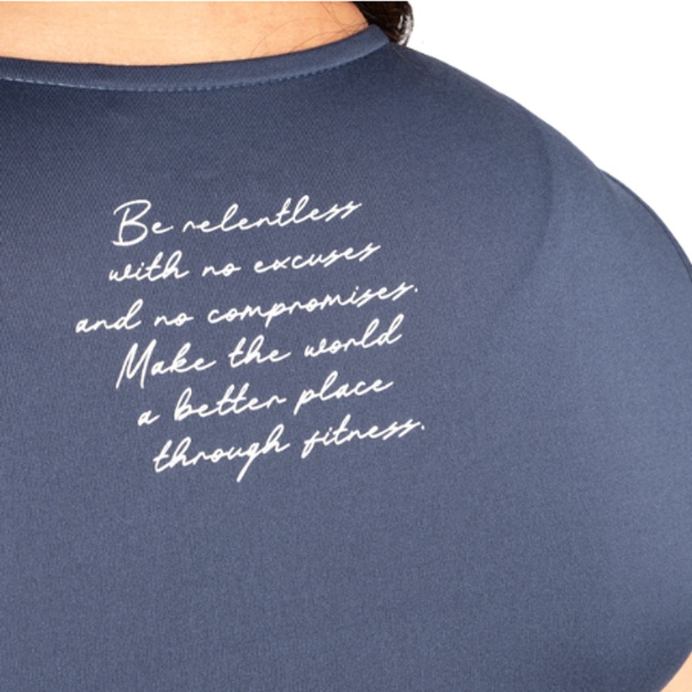 BETTER BODIES - BE RELENTLESS TEE - NŐI CROP - ÉGKÉK BETTER BODIES - BE RELENTLESS TEE - NŐI CROP - ÉGKÉK