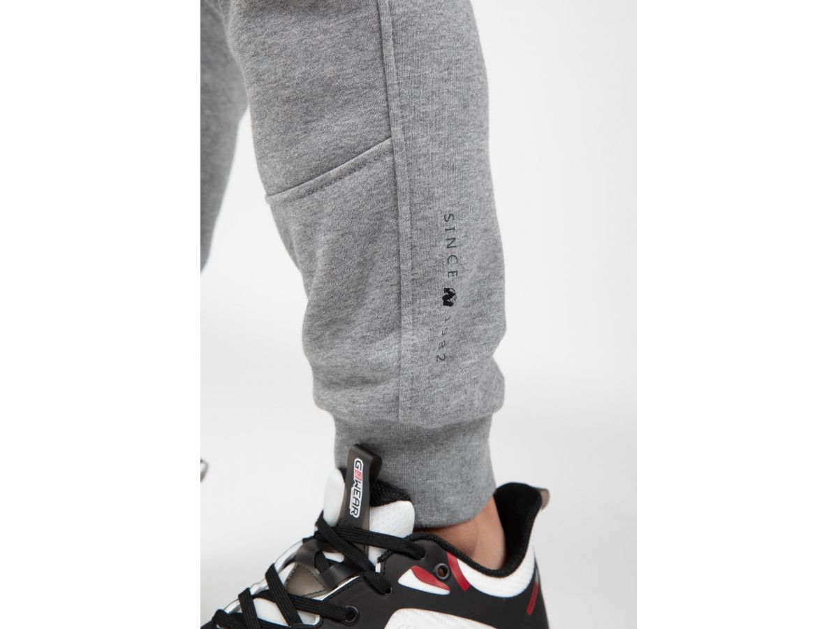 GORILLA WEAR - HUDSON TRACK PANTS - FÉRFI OLDALZSEBES MELEGÍTŐNADRÁG - SZÜRKE GORILLA WEAR - HUDSON TRACK PANTS - FÉRFI OLDALZSEBES MELEGÍTŐNADRÁG - SZÜRKE