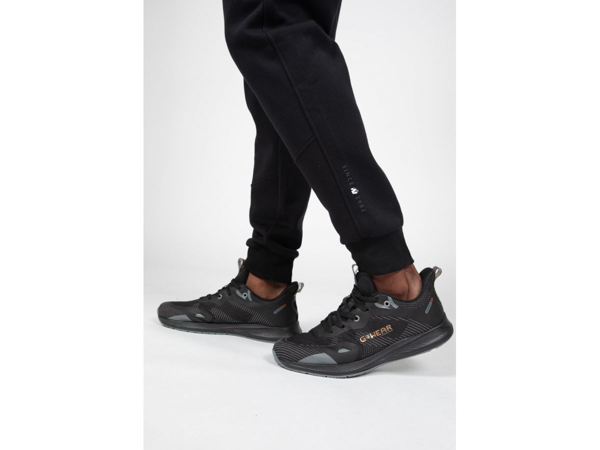 GORILLA WEAR - HUDSON TRACK PANTS - FÉRFI OLDALZSEBES MELEGÍTŐNADRÁG - FEKETE GORILLA WEAR - HUDSON TRACK PANTS - FÉRFI OLDALZSEBES MELEGÍTŐNADRÁG - FEKETE