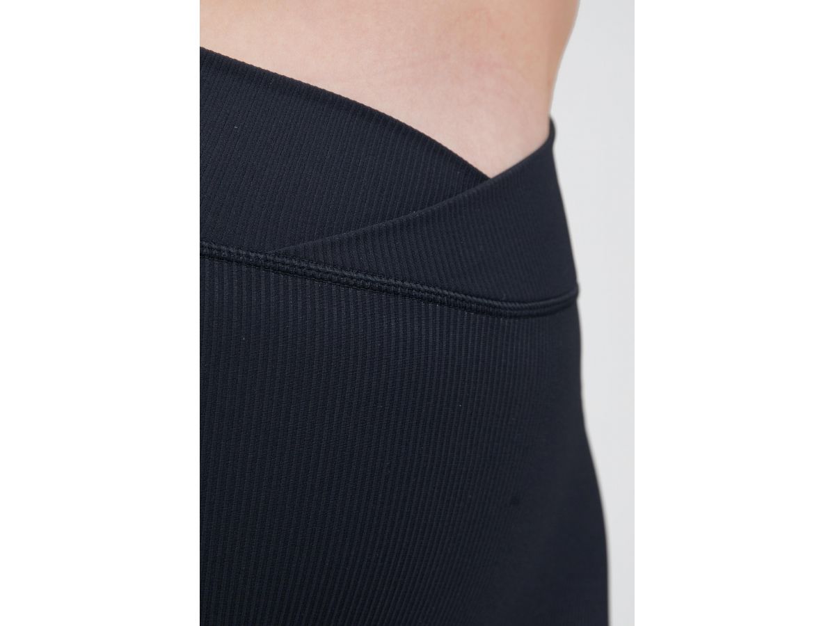 GORILLA WEAR - CARMEN LEGGINGS - NŐI BŐSZÁRÚ LEGGINGS - FEKETE