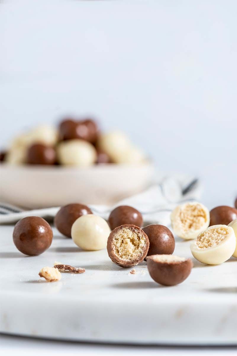 NANOSUPPS - PROTEIN POPS - ROPOGÓS CSOKOLÁDÉ GOLYÓK - EXP.2026.04.30. - FEHÉRCSOKOLÁDÉS