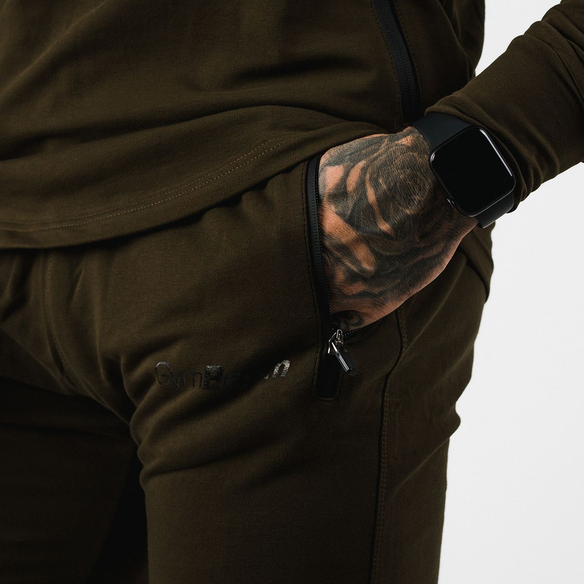 GYMBEAM - FÉRFI URBAN MILITARY GREEN MELEGÍTŐNADRÁG - ZÖLD
