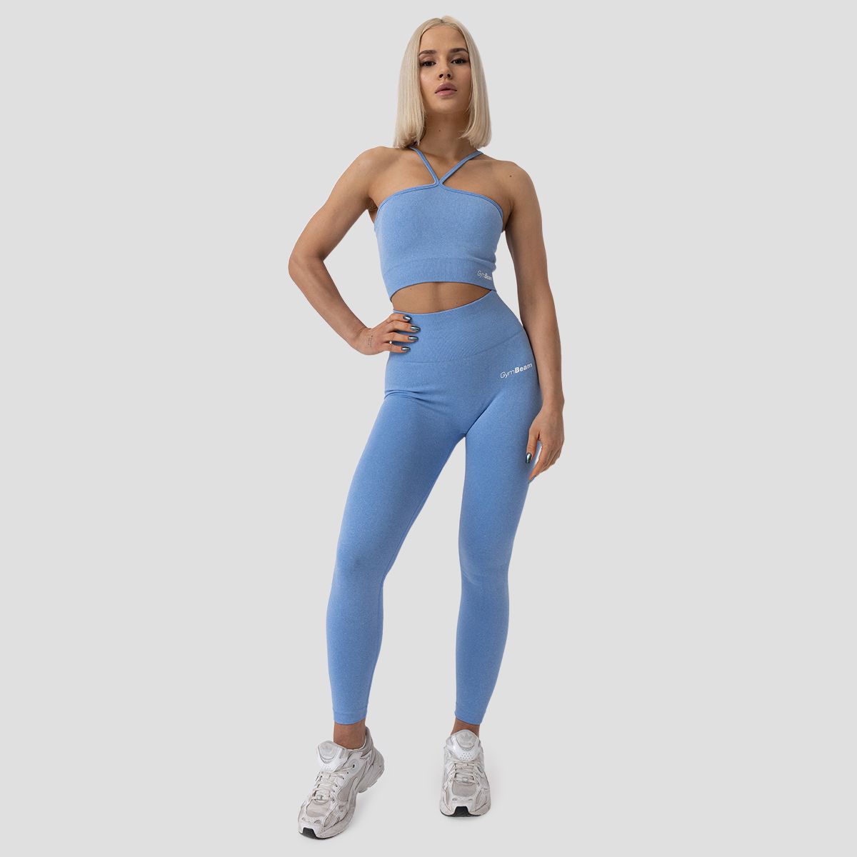 GYMBEAM - NŐI FLO HALTER SPORTMELLTARTÓ - KÉK GYMBEAM - NŐI FLO HALTER SPORTMELLTARTÓ - KÉK